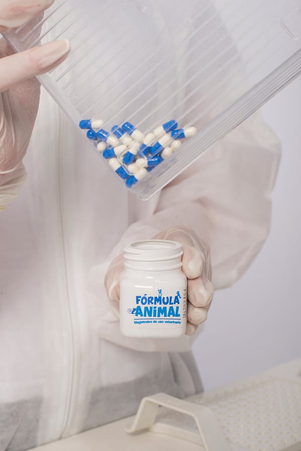 capsulas mascotas medicametos formula animal - Nosotros